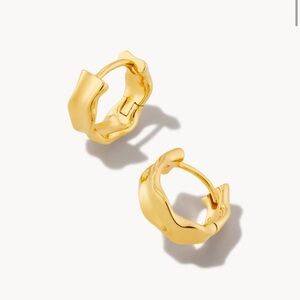 Kendra Scott Aspen Huggies in 18k Gold Vermeil